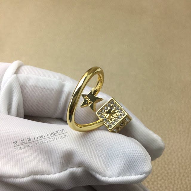 Dior飾品 迪奧經典熱銷款星星正方體鑲鑽戒指  zgd1446